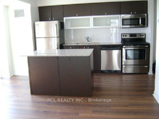 1809 - 275 Yorkland Rd