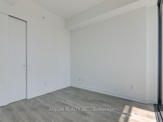 1903 - 161 Roehampton Ave