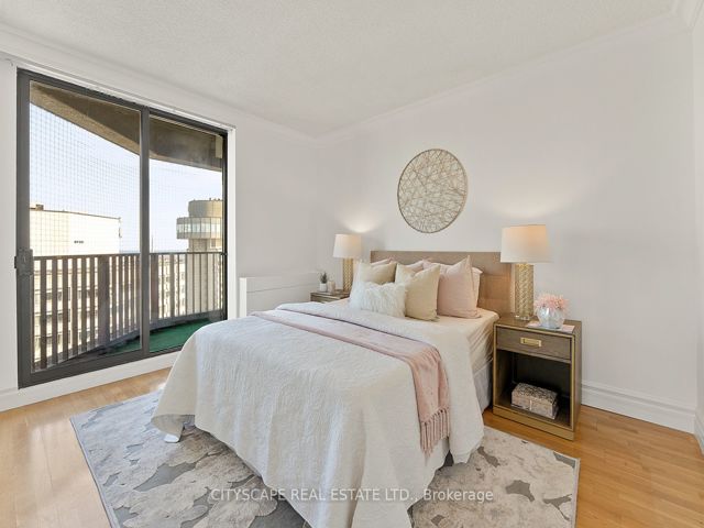 3510 - 33 Harbour Sq