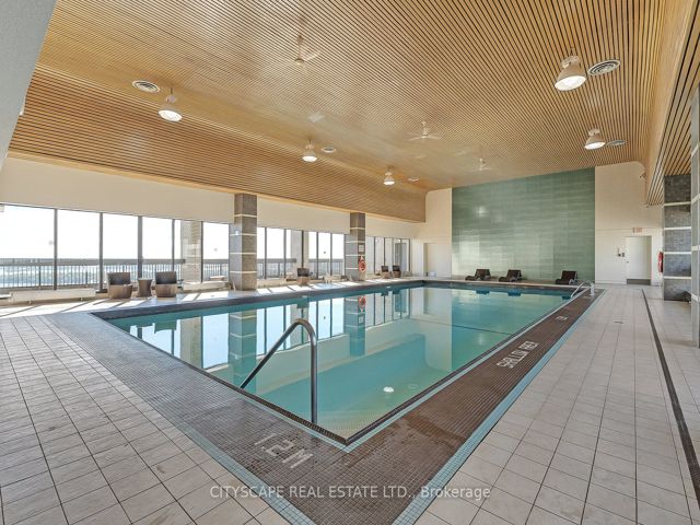 3510 - 33 Harbour Sq