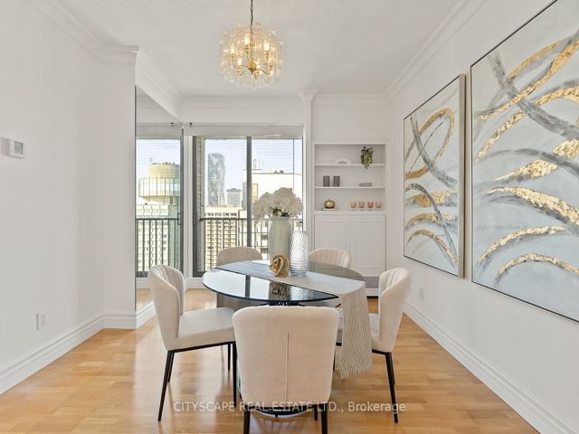 3510 - 33 Harbour Sq