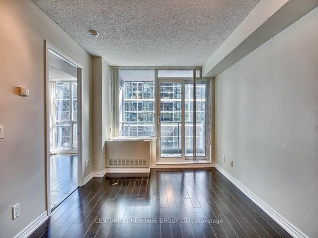 1211 - 4978 Yonge St