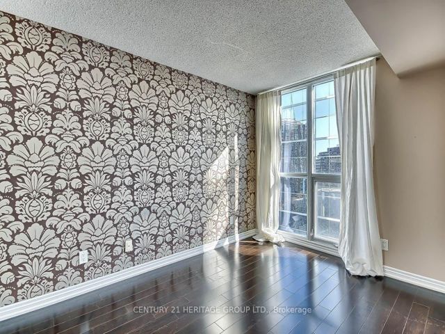 1211 - 4978 Yonge St