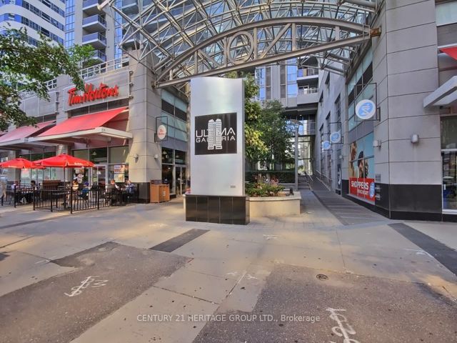 1211 - 4978 Yonge St