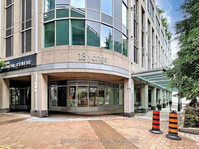 2013 - 18 Yonge St
