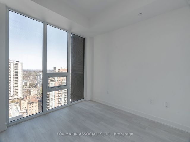 1808 - 117 Broadway Ave