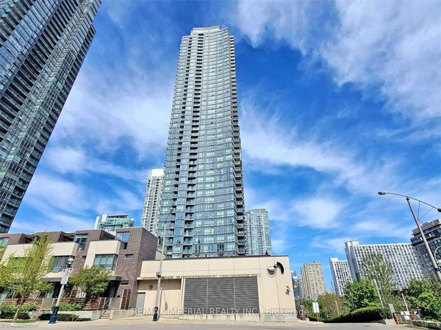 2808 - 11 Brunel Crt