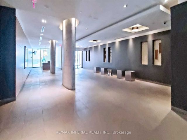 2808 - 11 Brunel Crt