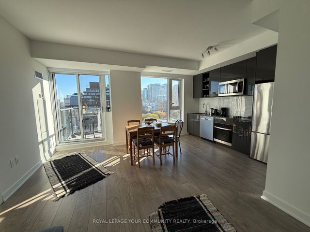 1107 - 543 Richmond St