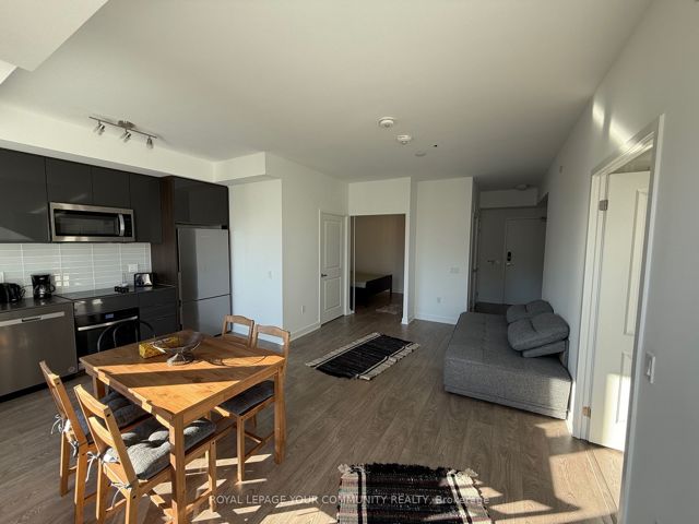 1107 - 543 Richmond St