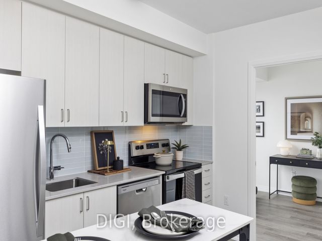 2109 - 325 Yorkland Blvd
