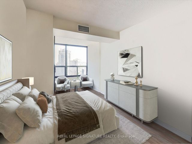 2107 - 33 Elmhurst Ave