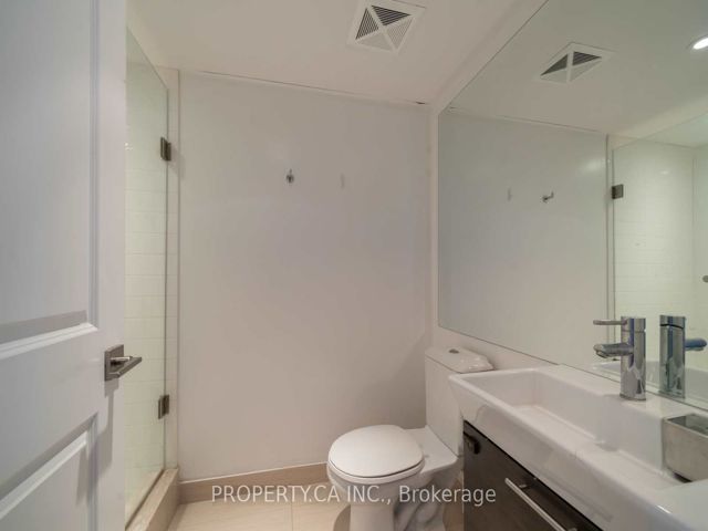 4403 - 386 Yonge St