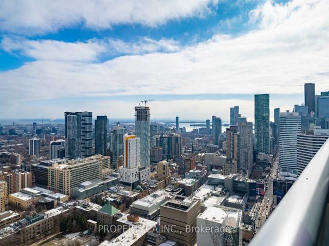 4403 - 386 Yonge St