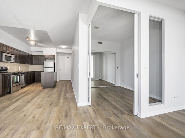 379 - 209 Fort York Blvd