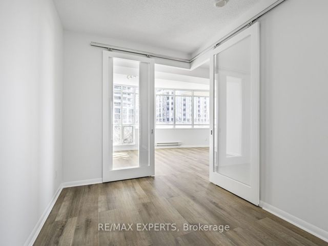 379 - 209 Fort York Blvd