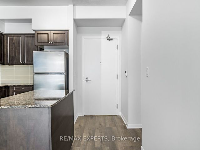 379 - 209 Fort York Blvd