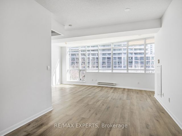 379 - 209 Fort York Blvd