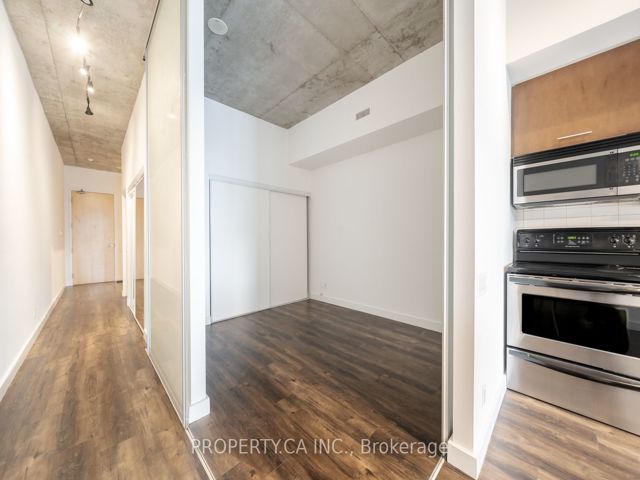 407 - 33 Mill St