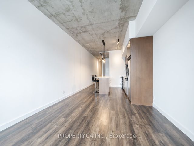 407 - 33 Mill St