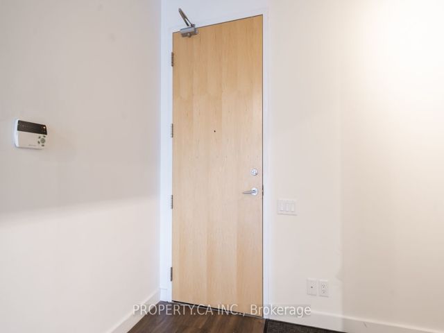 407 - 33 Mill St