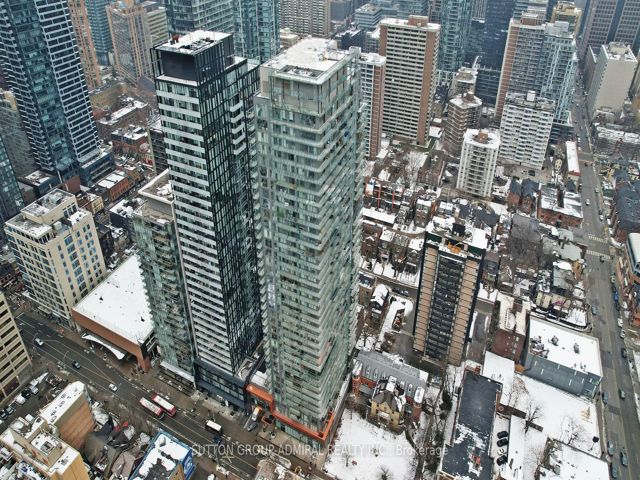 711 - 50 Wellesley St E