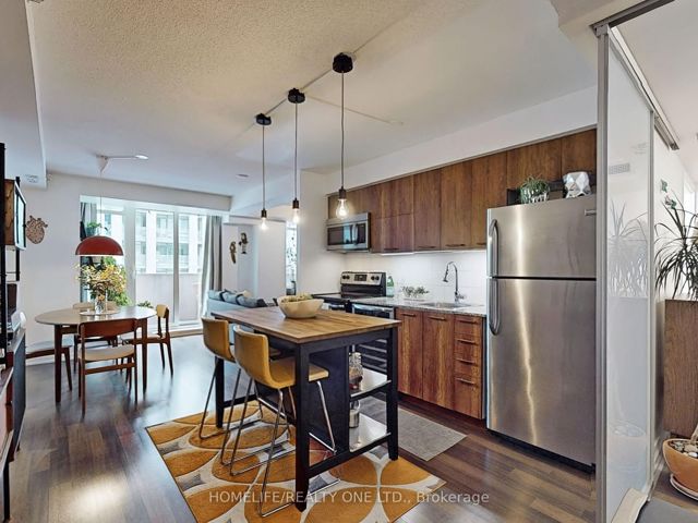 510 - 20 Joe Shuster Way