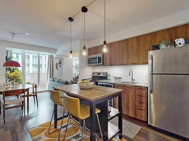510 - 20 Joe Shuster Way