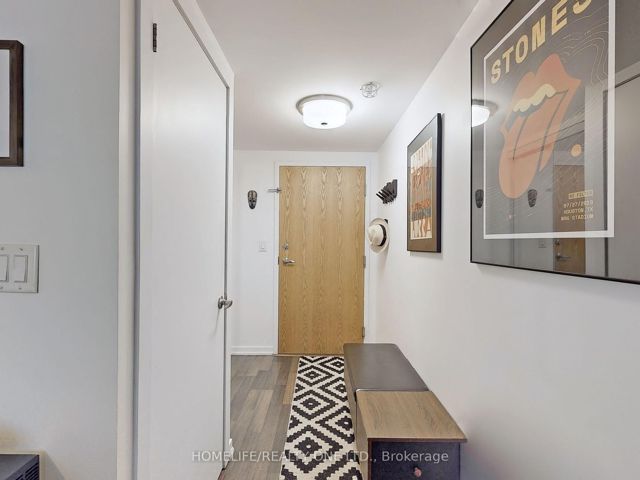 510 - 20 Joe Shuster Way
