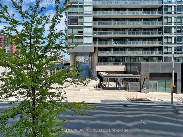 510 - 20 Joe Shuster Way
