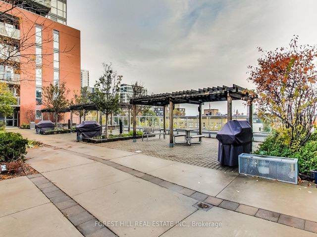 513 - 25 Cole St