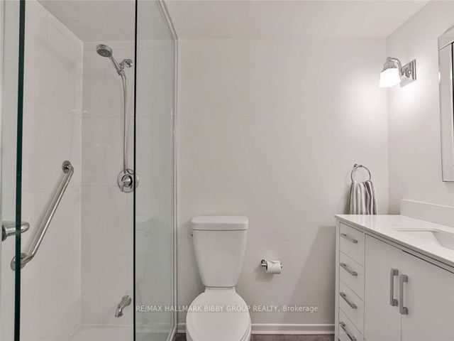 601 - 20 Avoca Ave