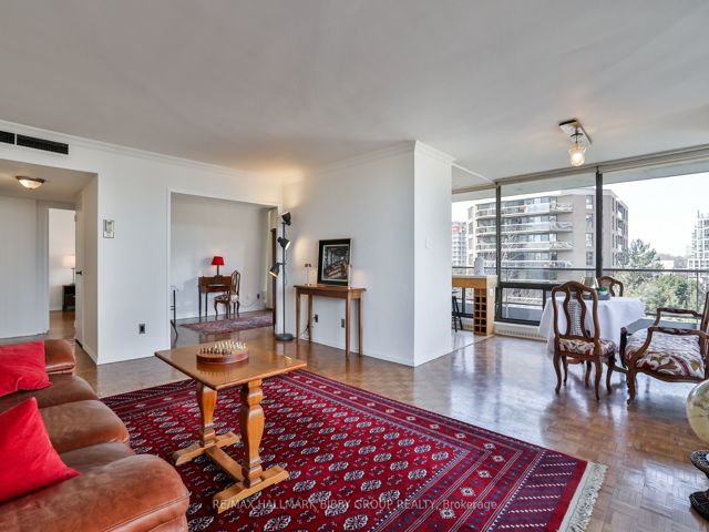 601 - 20 Avoca Ave