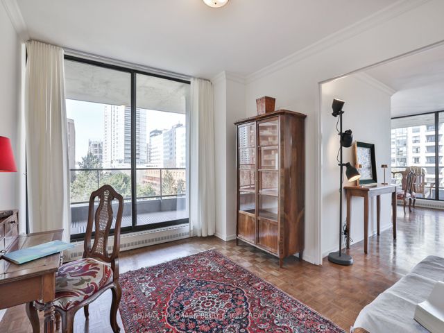 601 - 20 Avoca Ave