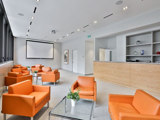 601 - 20 Avoca Ave