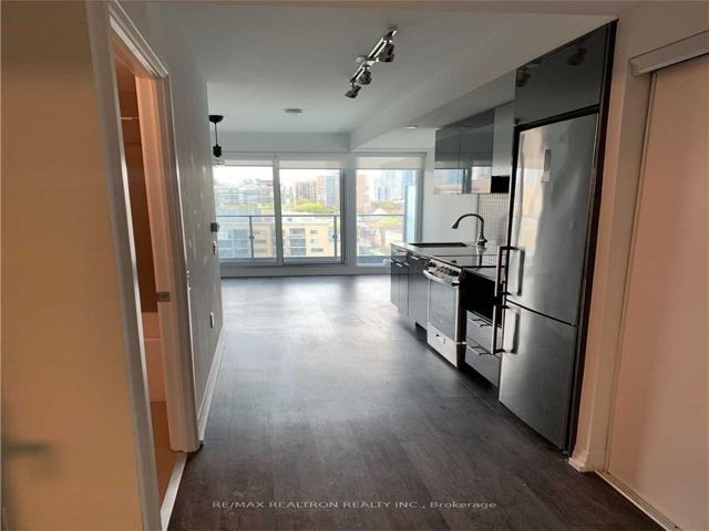 1404 - 251 Jarvis St