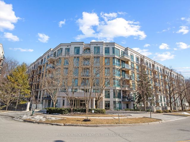 618 - 11 William Carson Cres