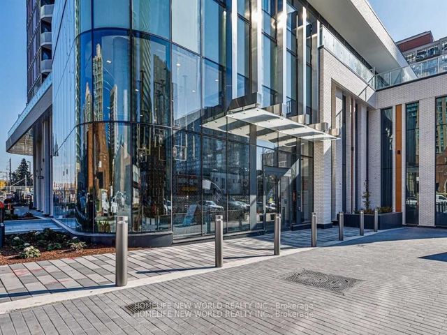 1504 - 15 Holmes Ave
