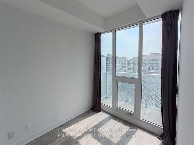 1504 - 15 Holmes Ave