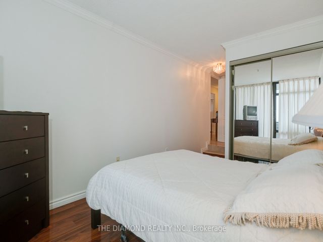 2207 - 1555 Finch Ave E