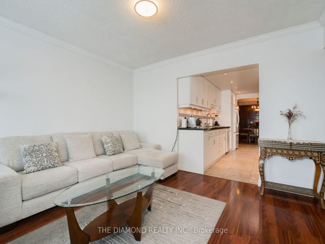 2207 - 1555 Finch Ave E