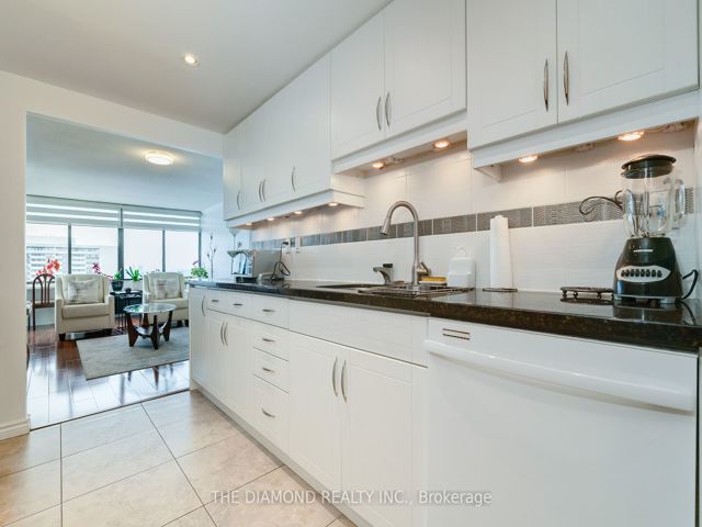 2207 - 1555 Finch Ave E