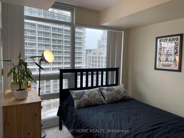 965 - 209 Fort York Blvd