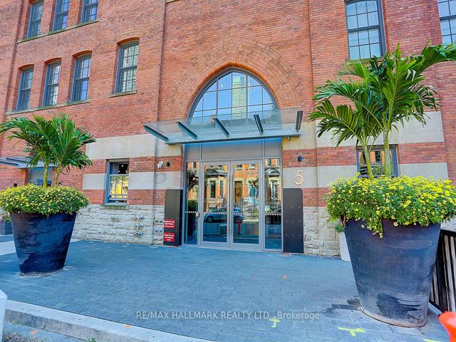 1806 - 5 St Joseph St
