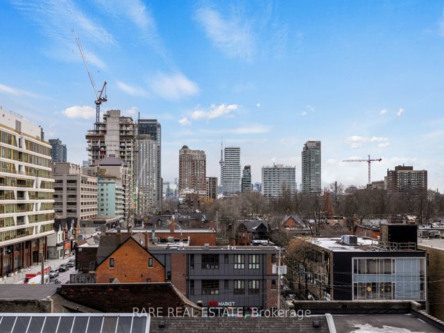 601 - 170 Avenue Rd