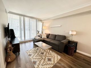 739 - 111 Elizabeth St
