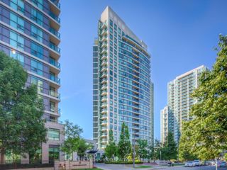 506 - 28 Harrison Garden Blvd