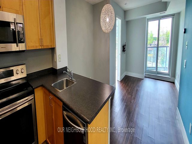 506 - 28 Harrison Garden Blvd