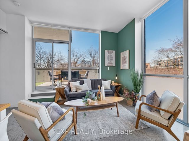409 - 510 King St E