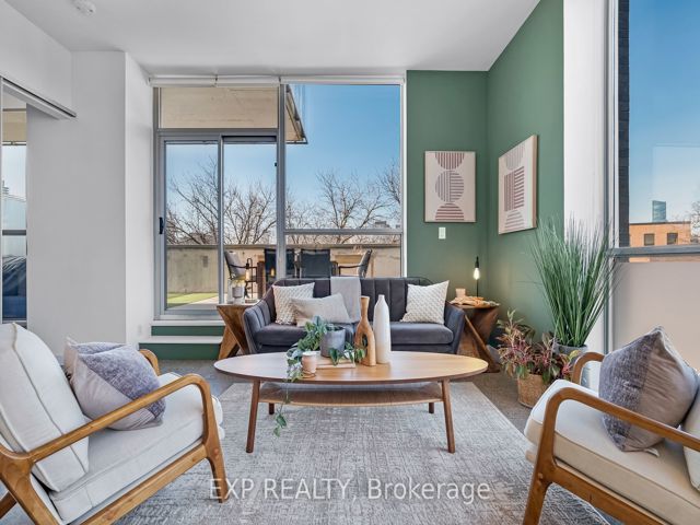 409 - 510 King St E